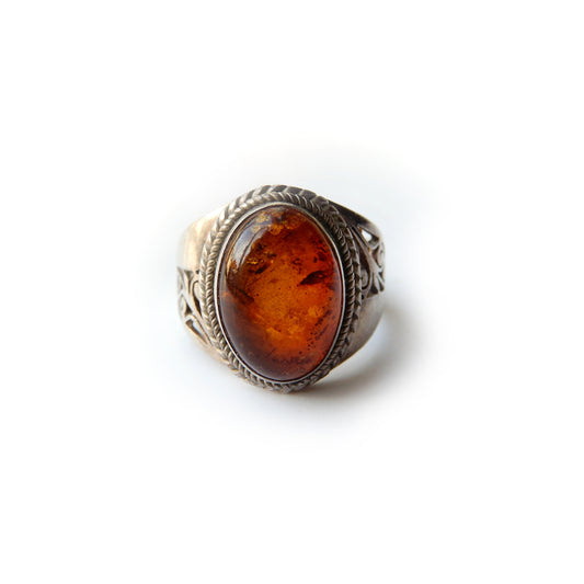 Vintage Sterling Silver Baltic Amber Cabochon Ring