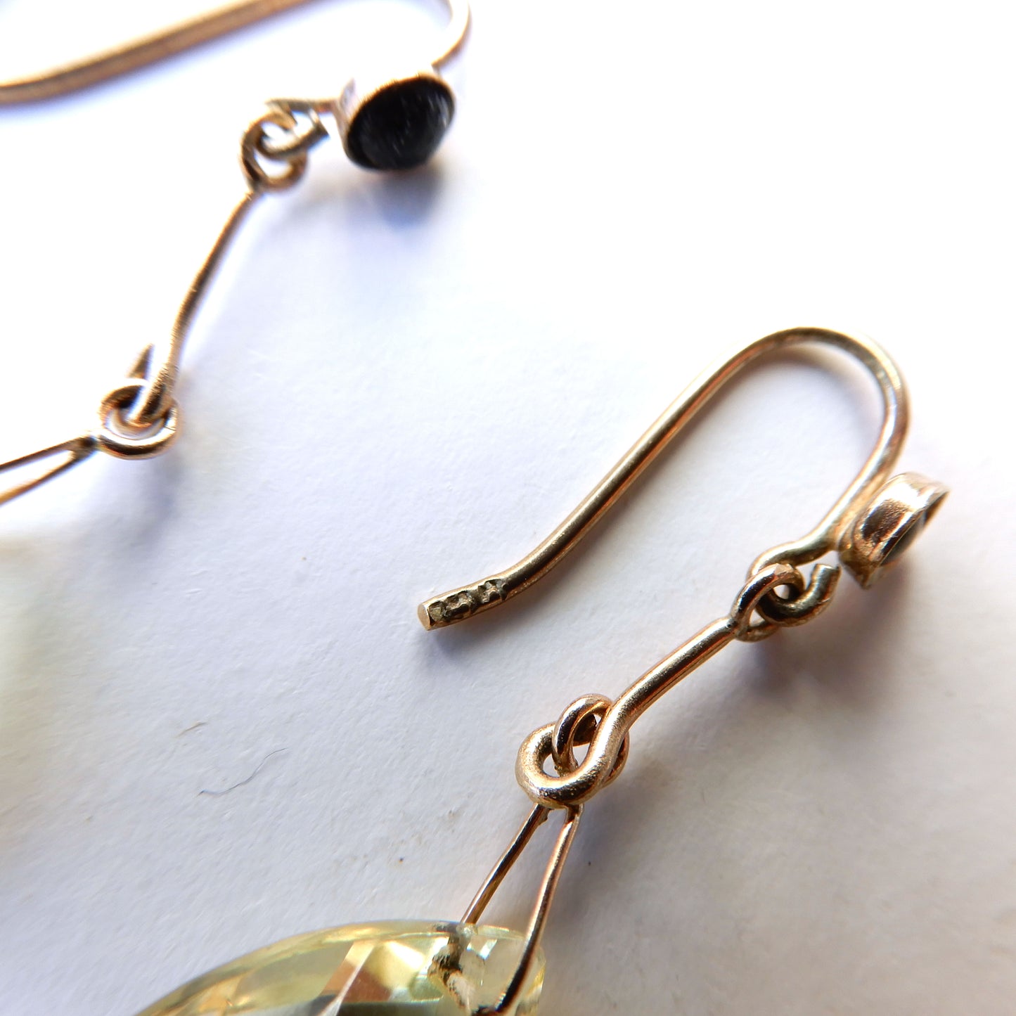 9ct Gold Citrine & Onyx Long drop Earrings