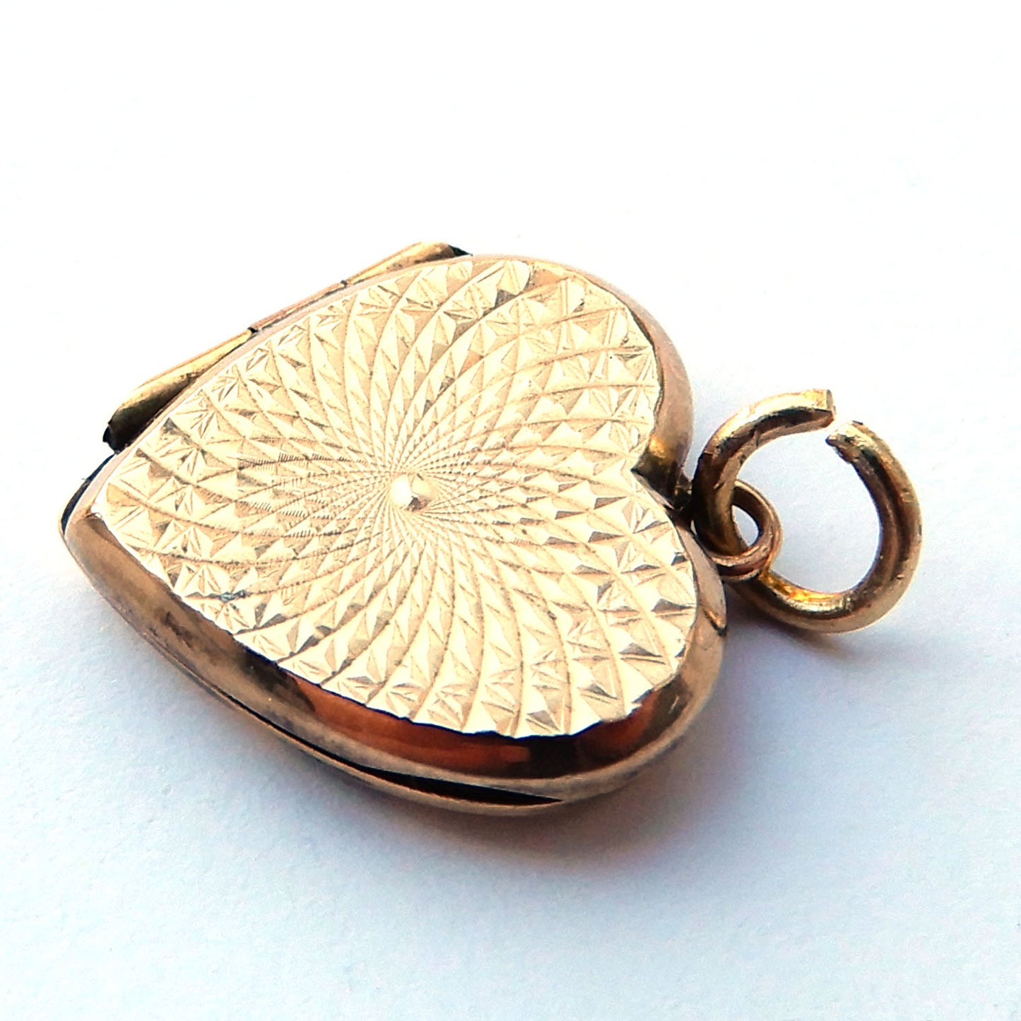 Vintage 9ct Gold Back & Front Heart Locket