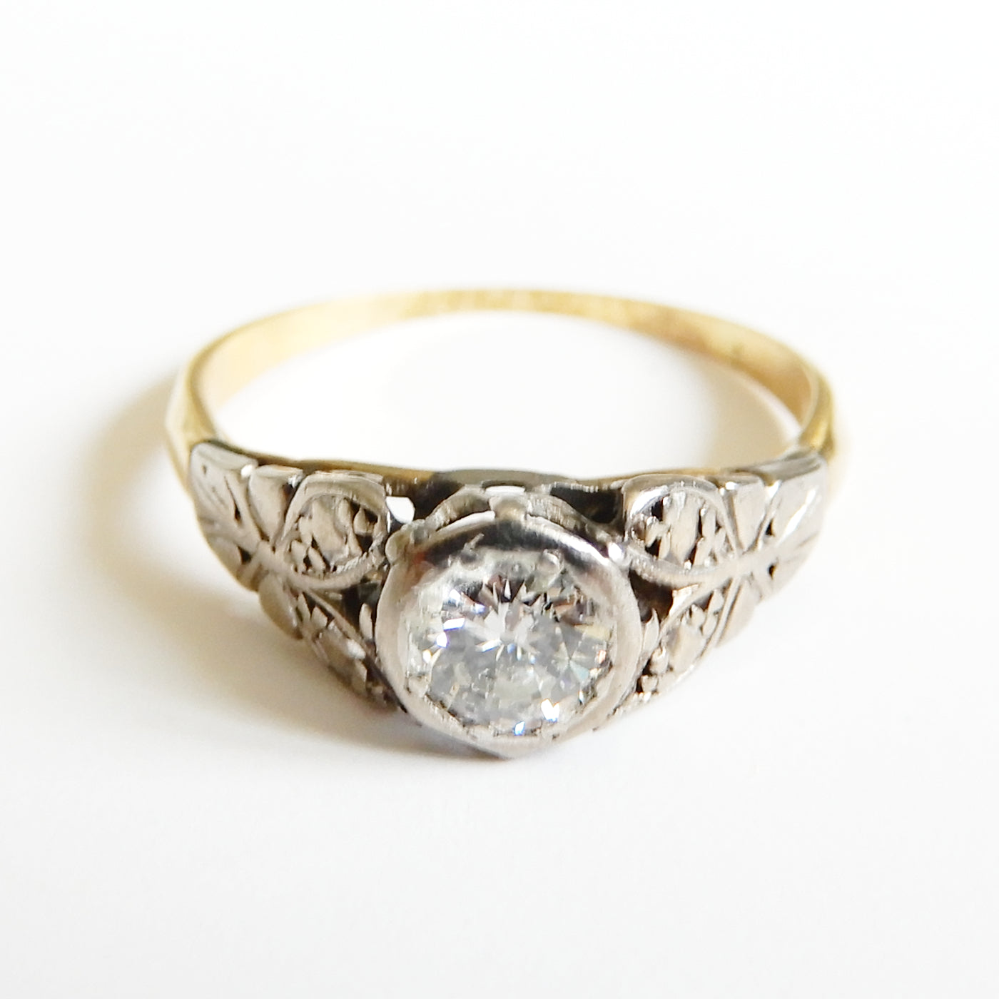 Art Deco 18ct Gold Platinum Diamond Ring