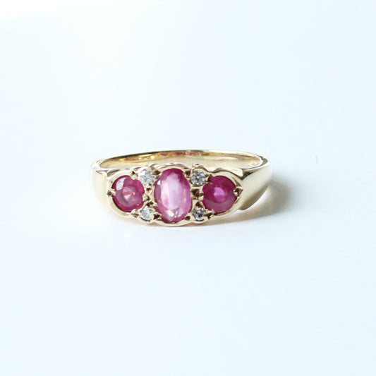 Vintage 9ct Gold Ruby & Diamond Ring