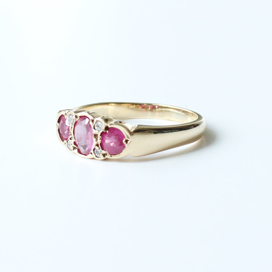 Vintage 9ct Gold Ruby & Diamond Ring