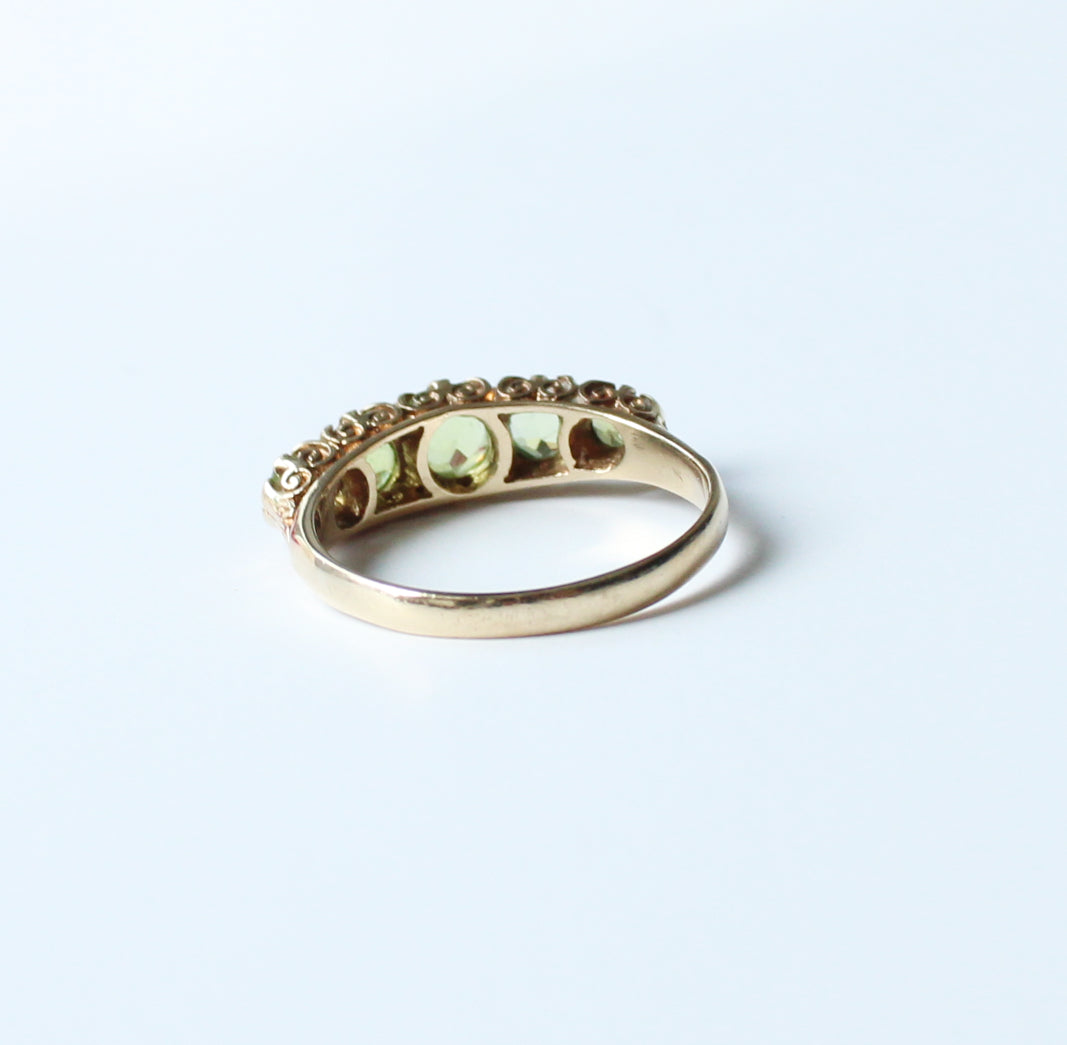 Antique 9ct Gold Peridot Five Stone Ring