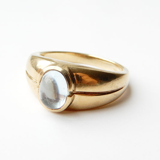 Chunky 9ct Gold Moonstone Ring (6.8grams)