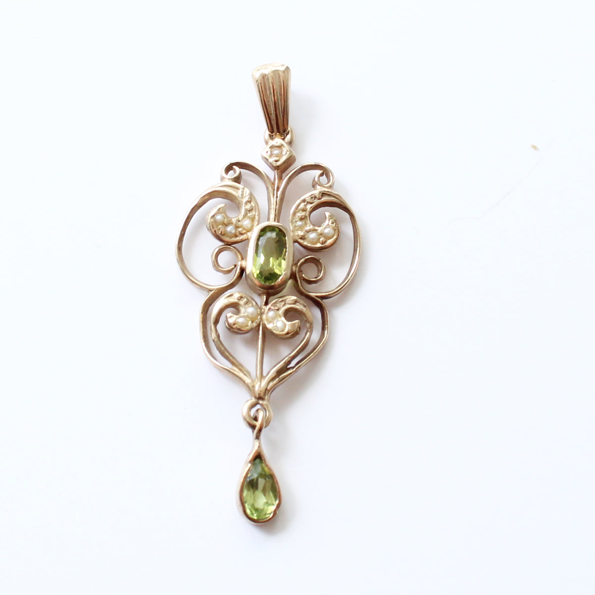 Antique 9ct Gold Peridot & Pearl Pendant