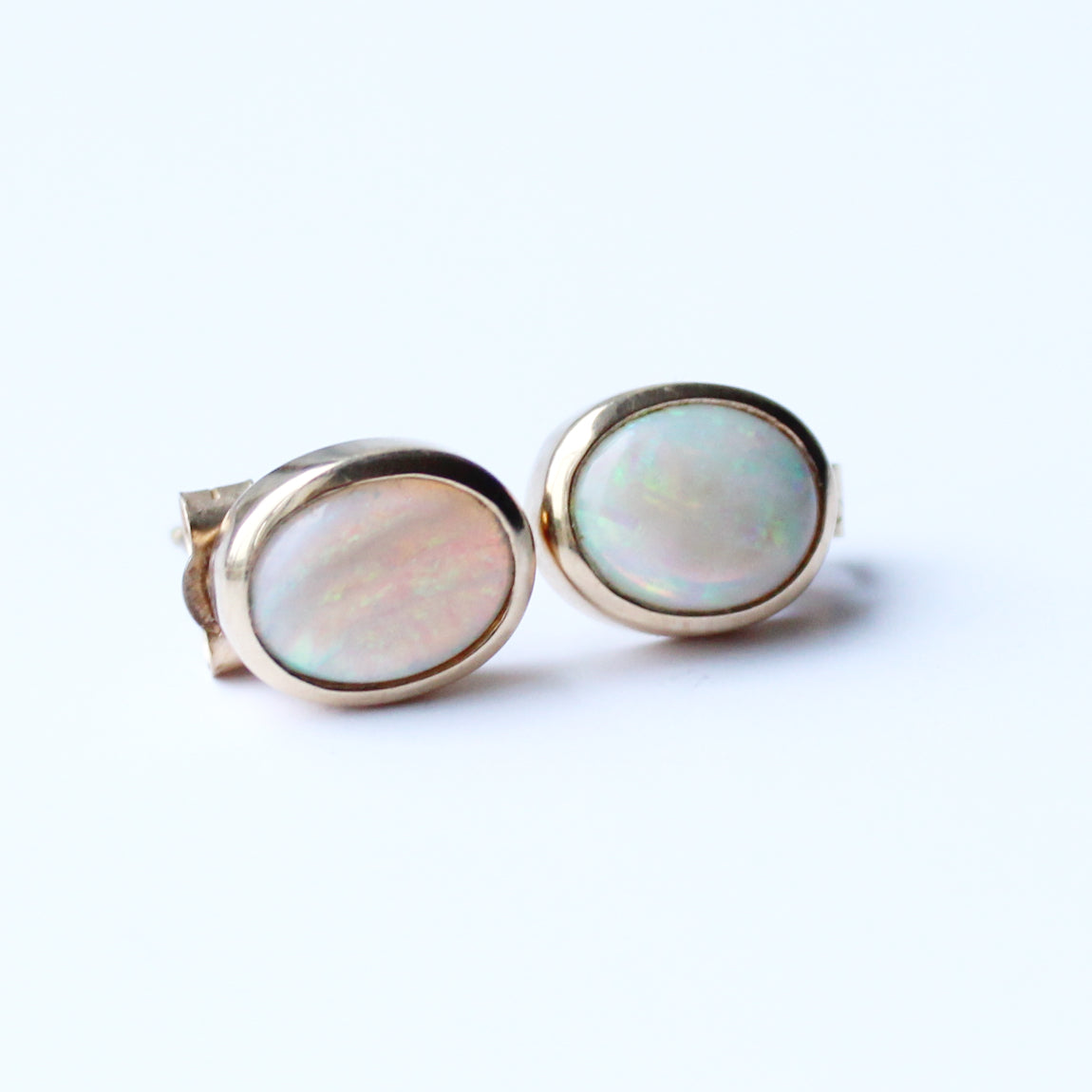 9ct Gold Opal Stud Earrings