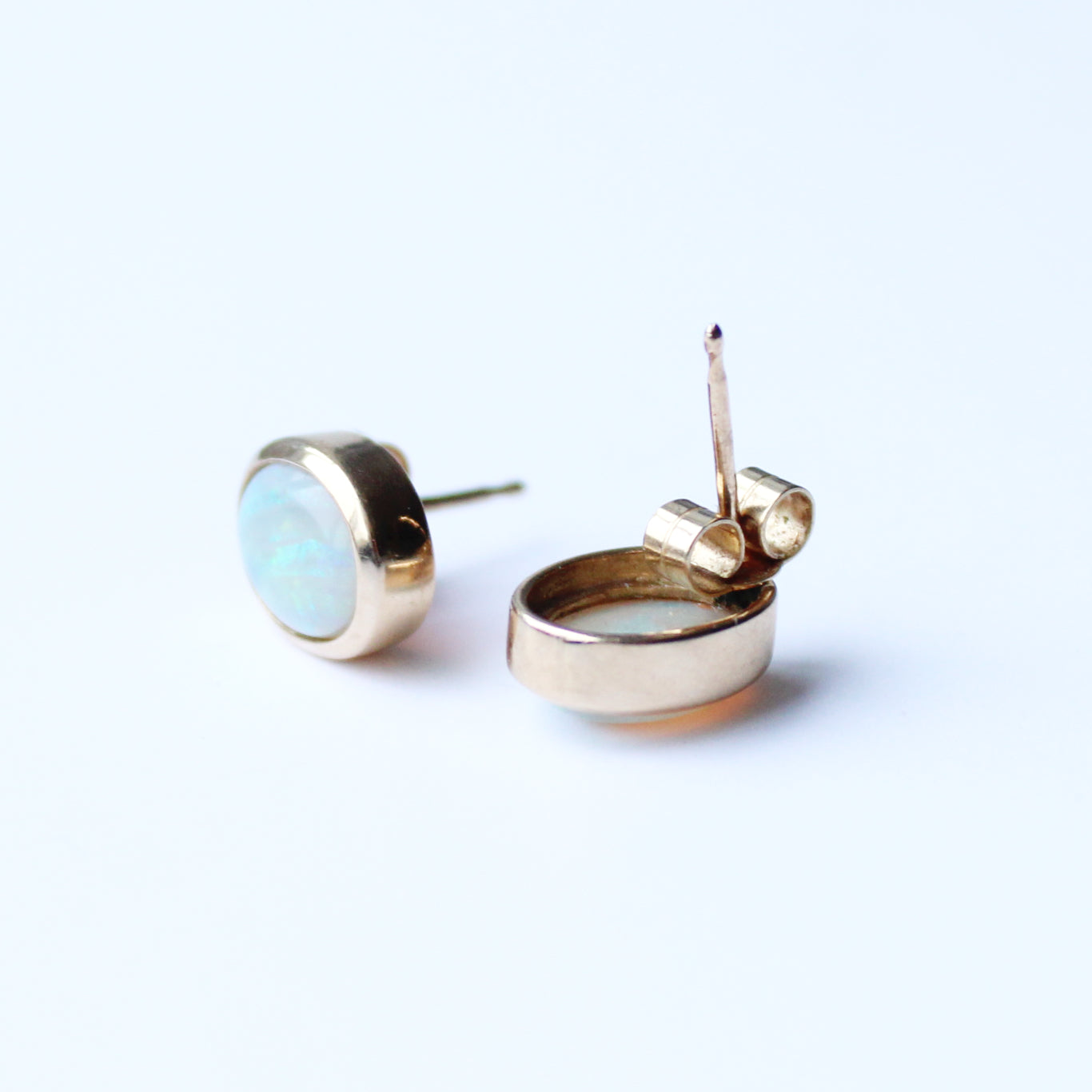 9ct Gold Opal Stud Earrings