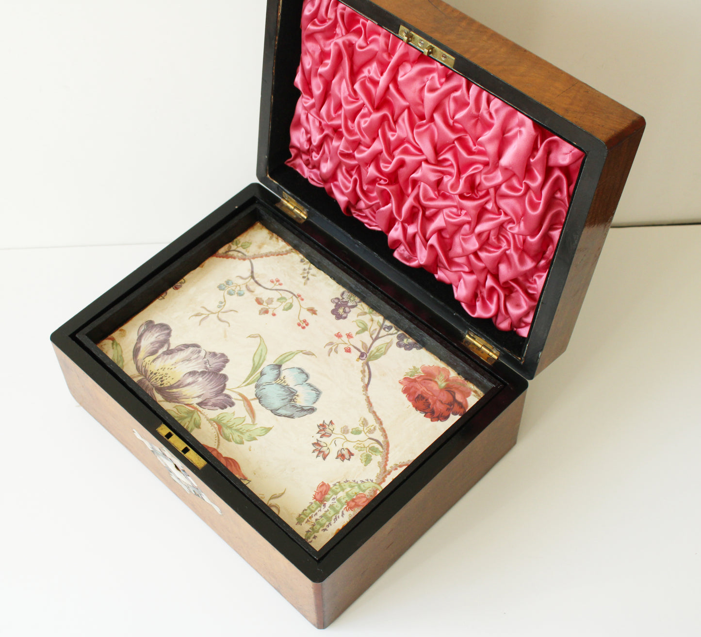 Antique Walnut Multi Ring Jewelery Box with Pearl Inlay