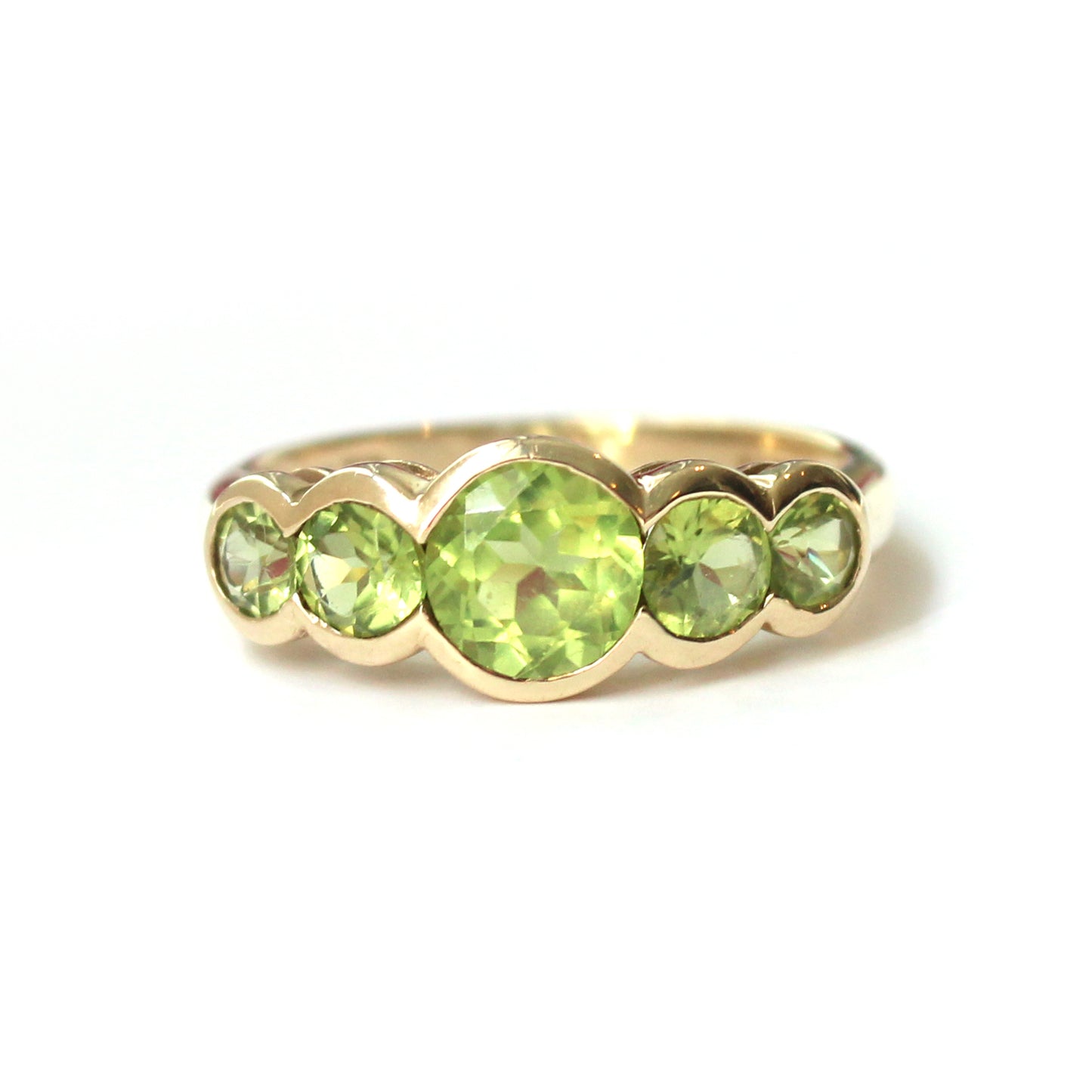Vintage 9ct Gold Peridot Ring
