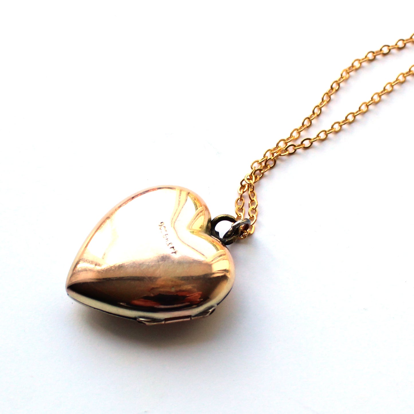 Vintage 9ct Gold Back & Front Heart Locket