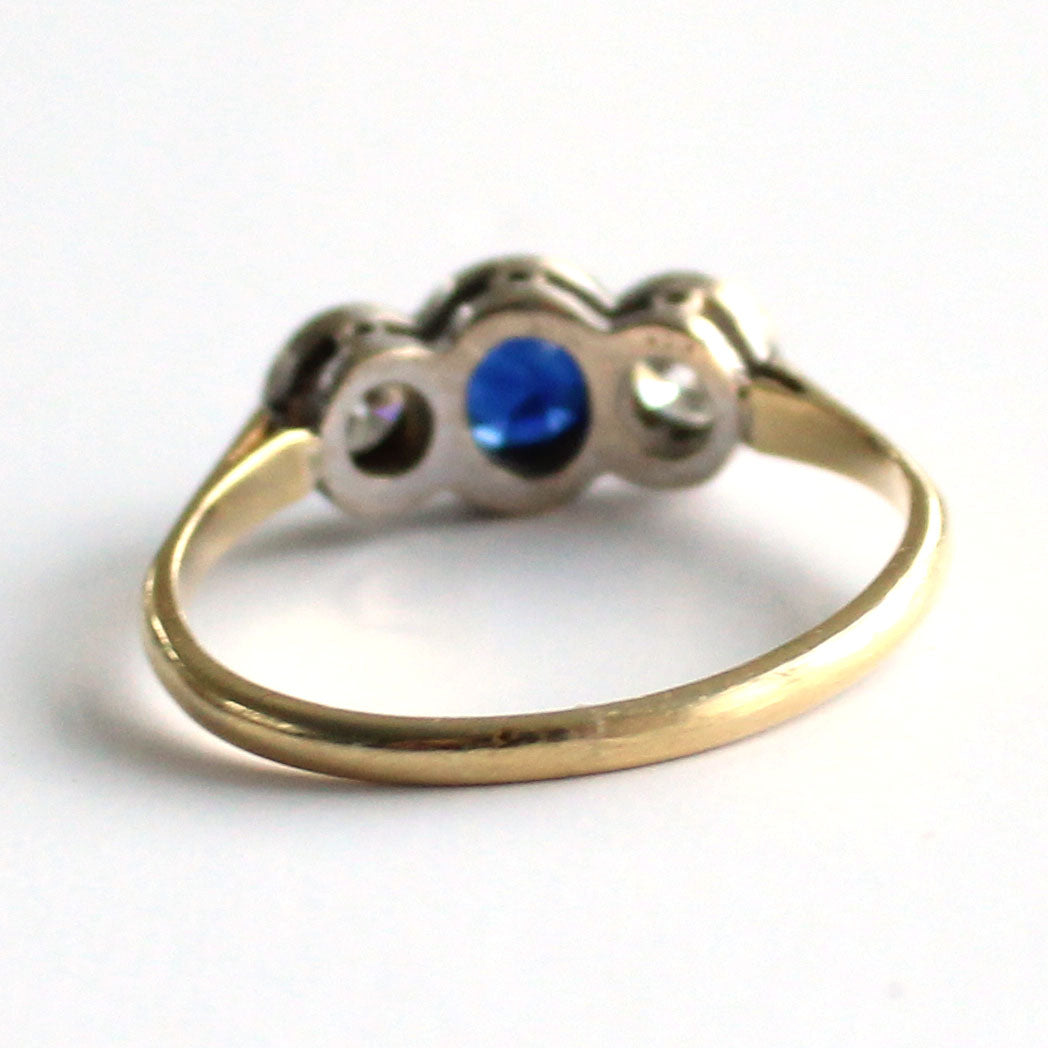 Art Deco 18ct Gold Sapphire & Diamond Ring