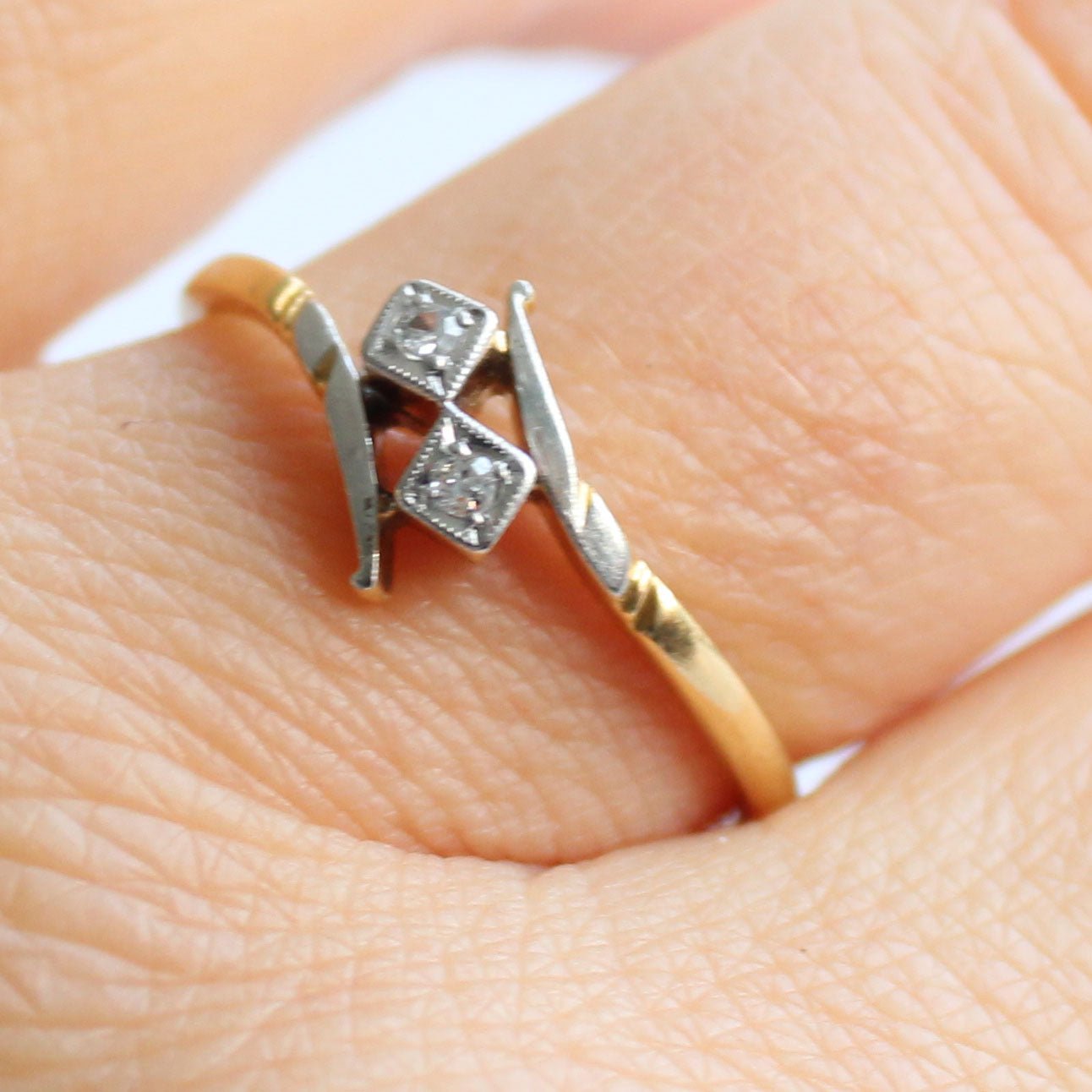 Art Deco 18ct Gold Diamond Bypass Ring