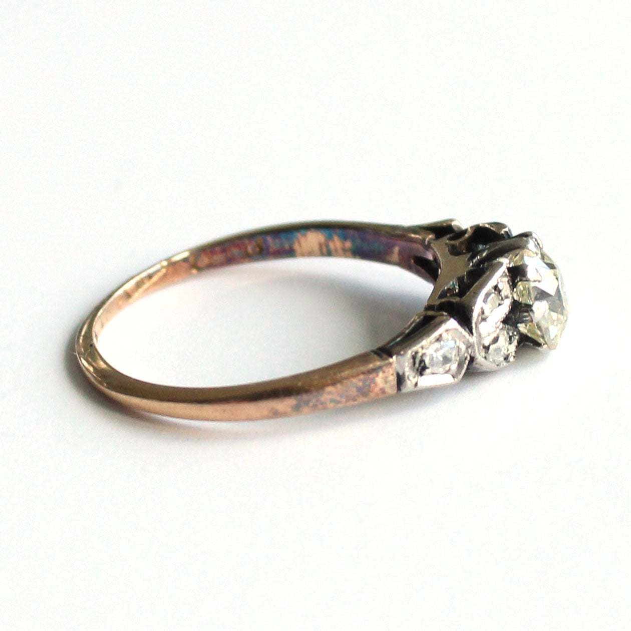 Art Deco 18ct Gold Diamond Leaf Engagement Ring