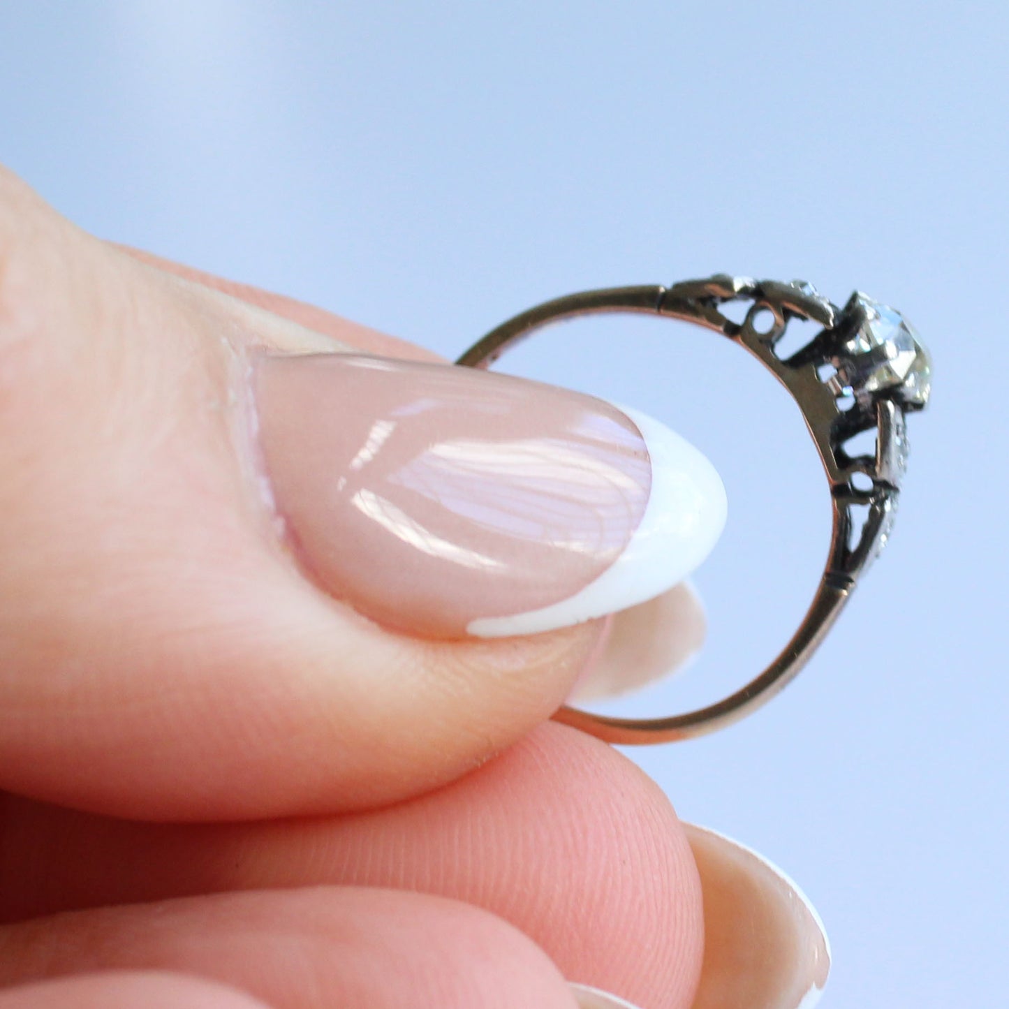 Art Deco 18ct Gold Diamond Leaf Engagement Ring