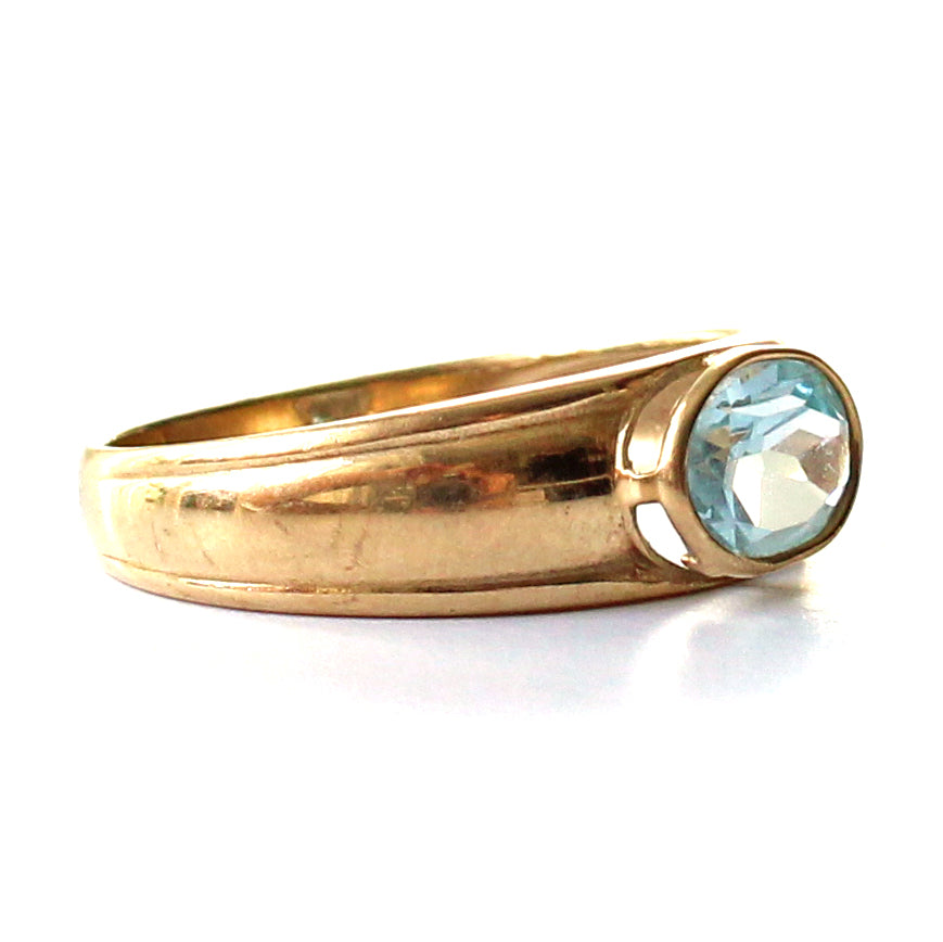 Vintage 9ct Gold Topaz Band