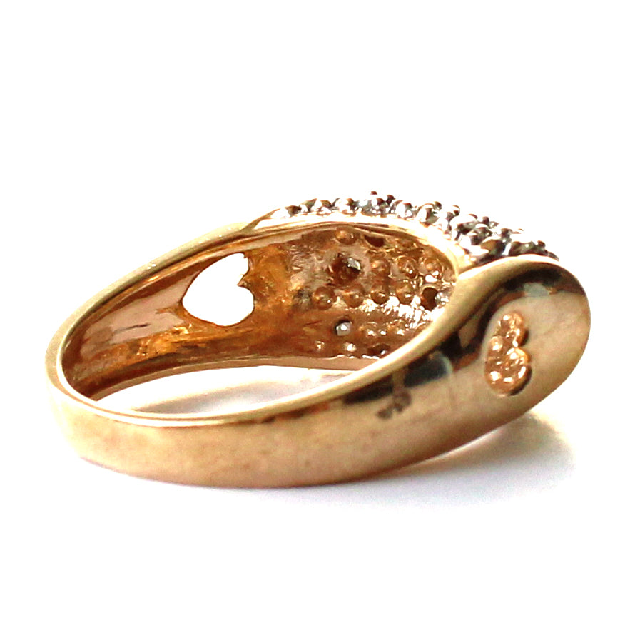 Vintage 9ct Gold Diamond Barrel Ring with Heart Detail