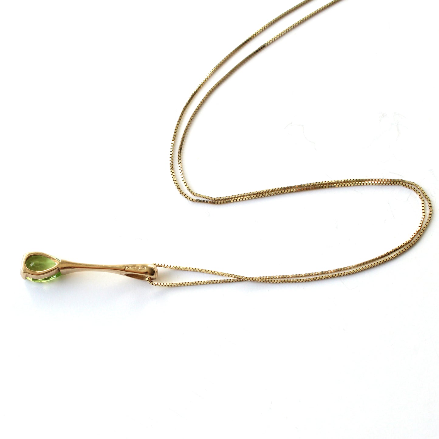 9ct Gold Peridot Teardrop Necklace