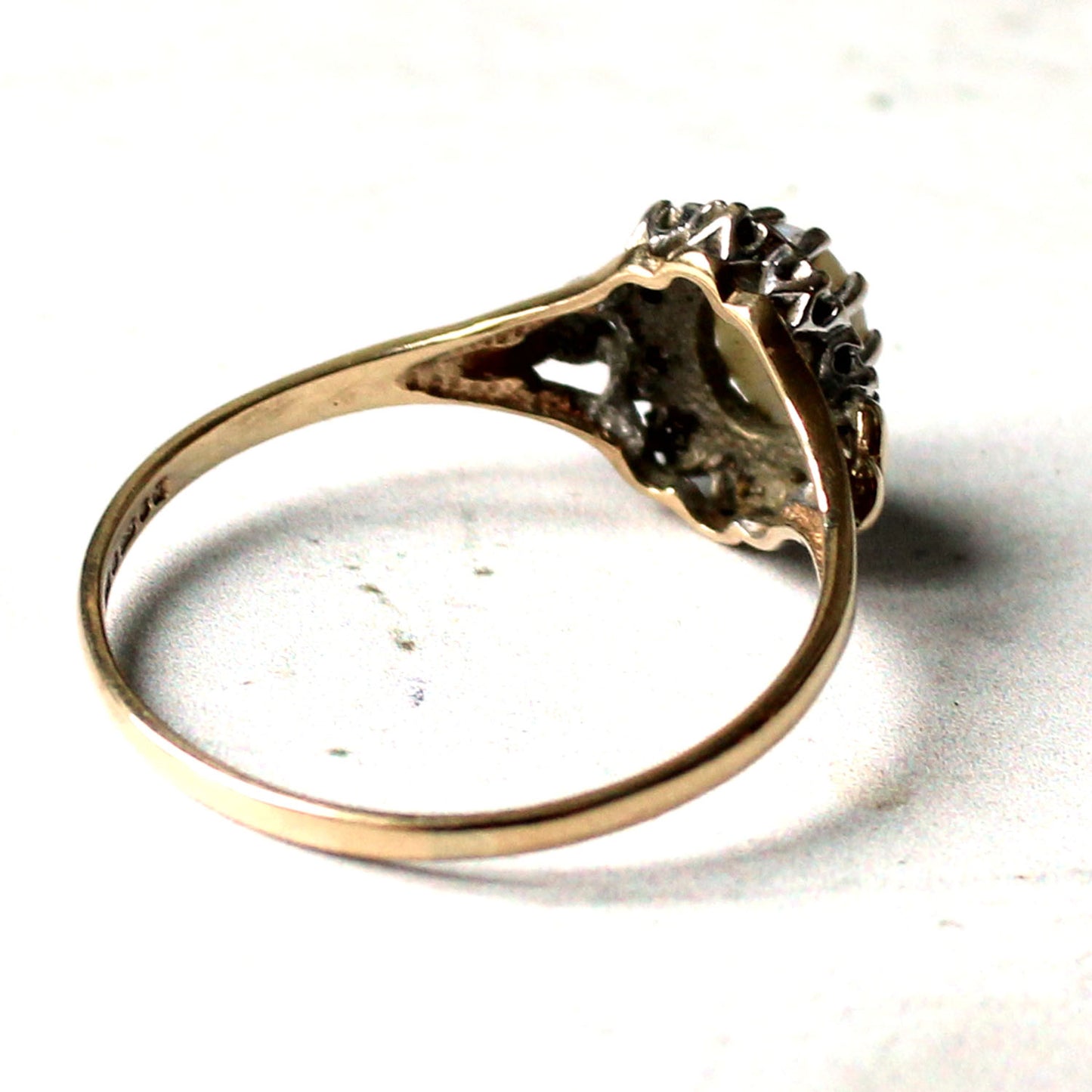 Vintage 9ct Gold Opal Diamond Halo Ring