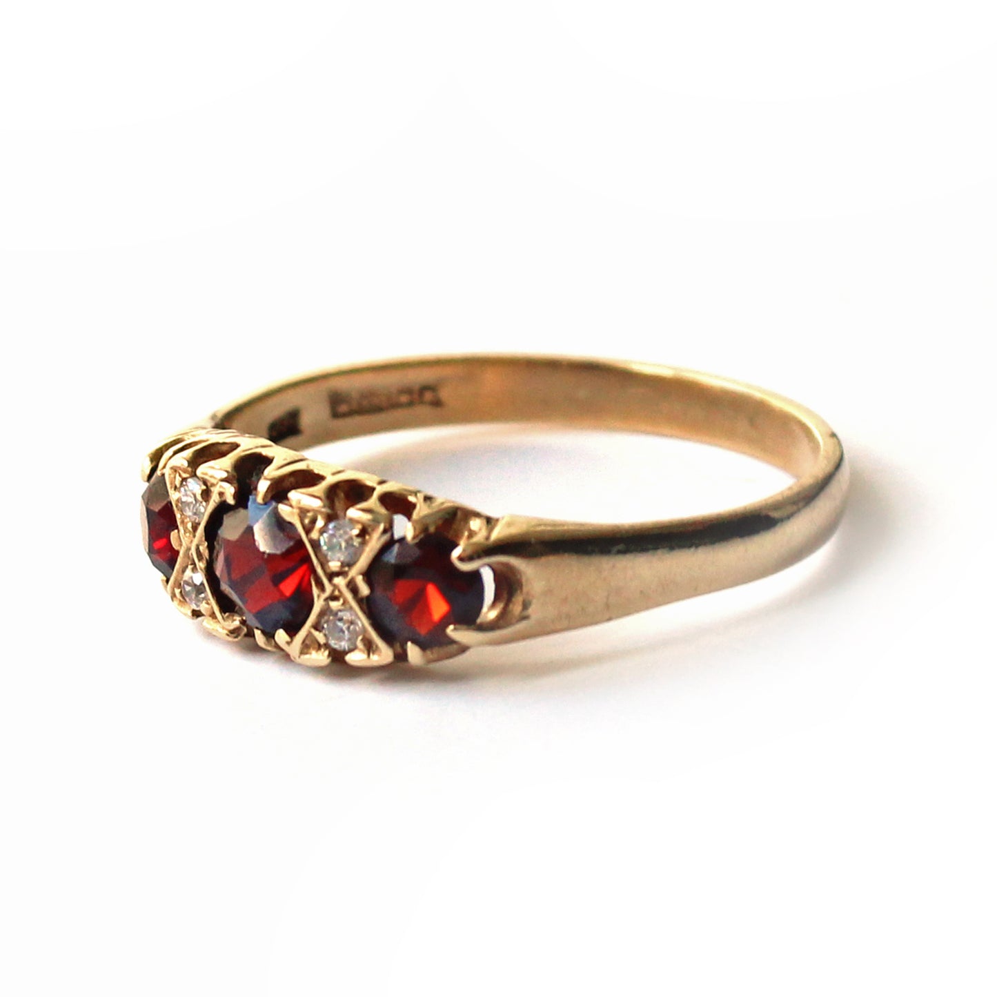 Vintage 9ct Gold Emerald Paste & Diamond Ring