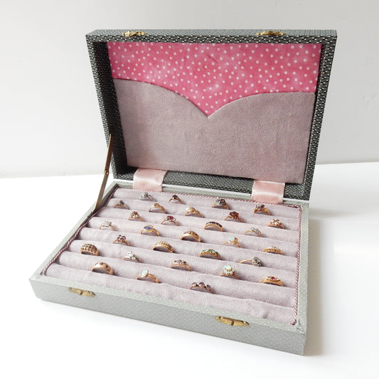 Vintage Pink & Lilac Velvet Multi Ring Box