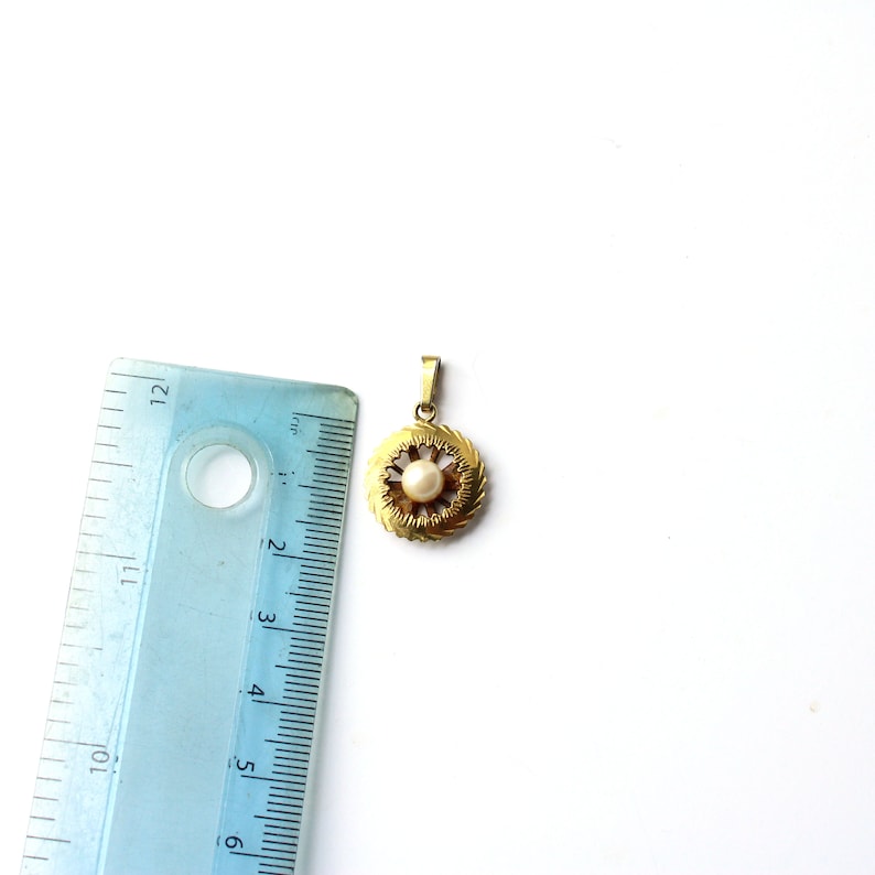 Vintage Rolled Gold Pearl Pendant
