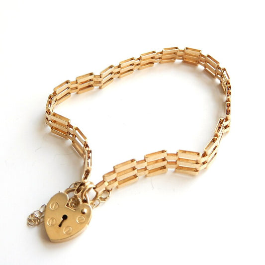 Vintage 9ct Gold Gate Bracelet with Heart Lock