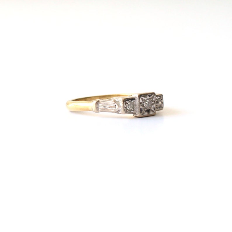 Art Deco style 18ct Diamond Ring