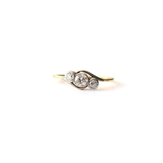 Antique 9ct Gold platinum Diamond Toi et Moi Ring