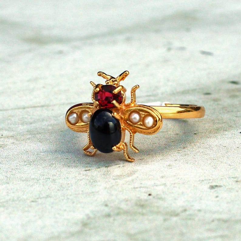 Sterling Silver Garnet & Onyx Cabochon Bug Ring