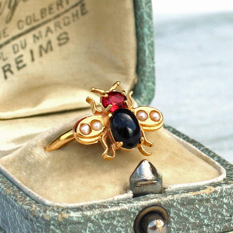 Sterling Silver Garnet & Onyx Cabochon Bug Ring