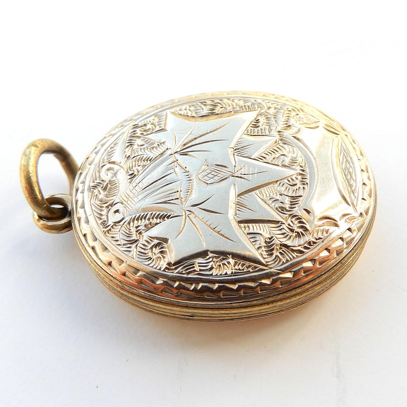 Victorian 9ct Gold Back & Front Locket with Enamel