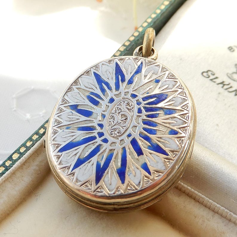 Victorian 9ct Gold Back & Front Locket with Enamel
