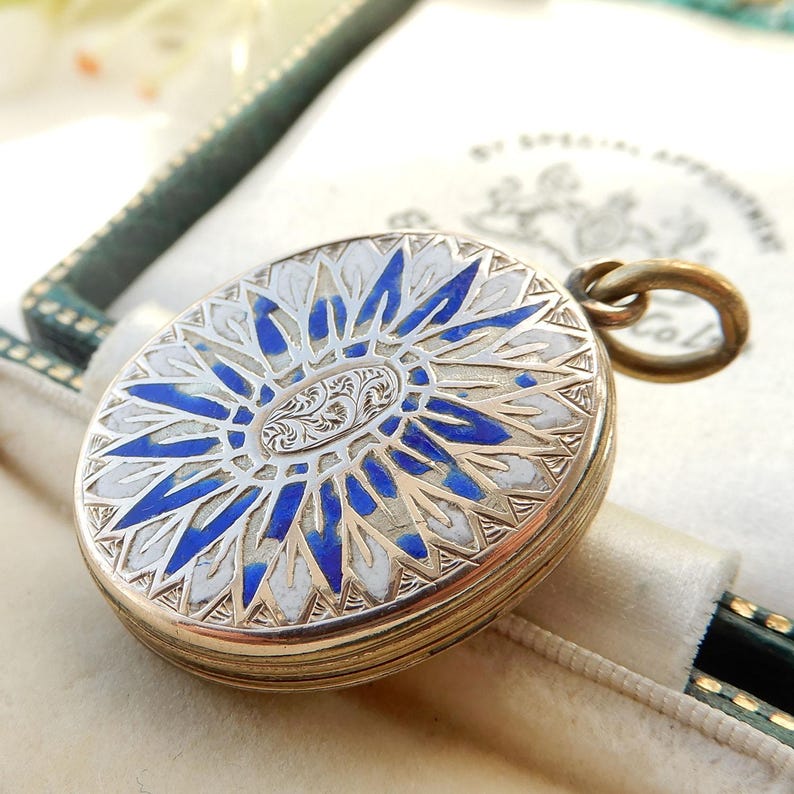 Victorian 9ct Gold Back & Front Locket with Enamel