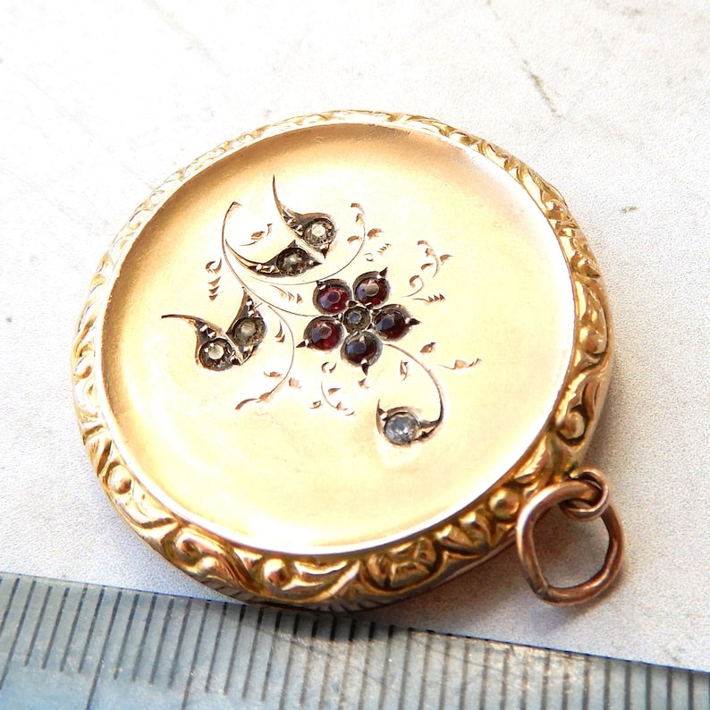 Antique 9ct Gold Back & Front Paste Locket