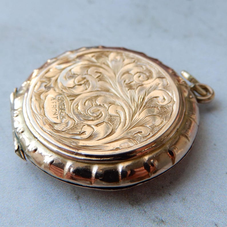 Antique 9ct Gold Back & Front Paste Locket