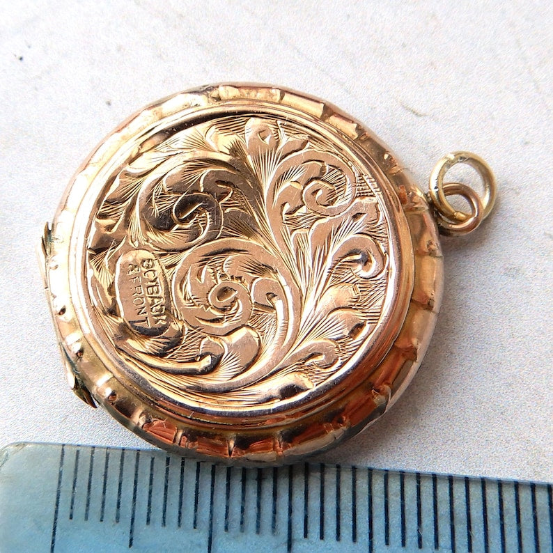 Antique 9ct Gold Back & Front Paste Locket