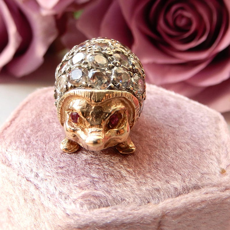 Vintage 9ct Gold Hedgehog Charm