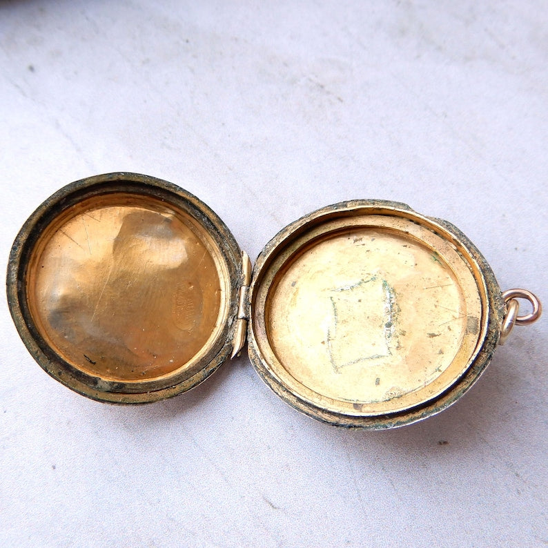 Antique 9ct Gold Back & Front Paste Locket