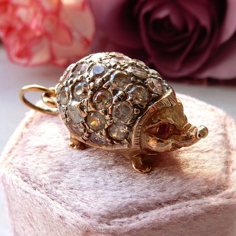 Vintage 9ct Gold Hedgehog Charm