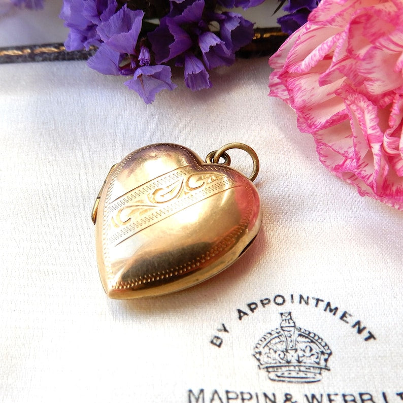 Vintage 9ct Gold B&F Heart Locket