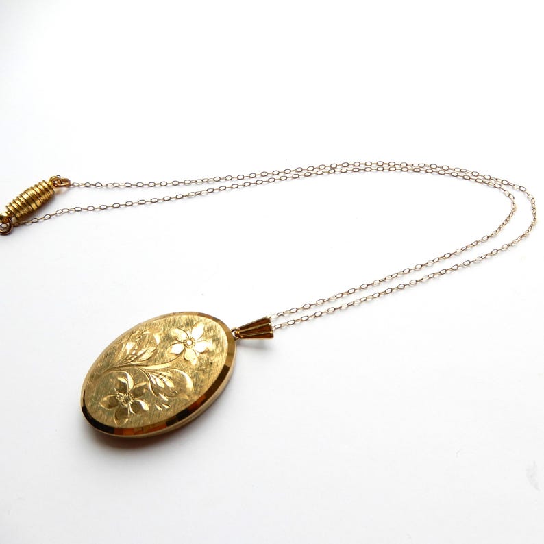 Vintage Rolled Gold Locket with Chain