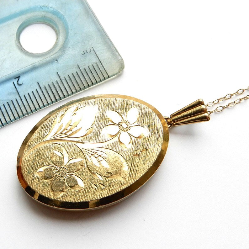 Vintage Rolled Gold Locket with Chain