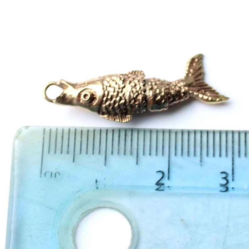 9ct Gold Fish Pendant (2.5grams)