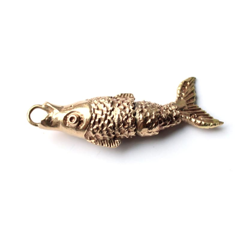 9ct Gold Fish Pendant (2.5grams)