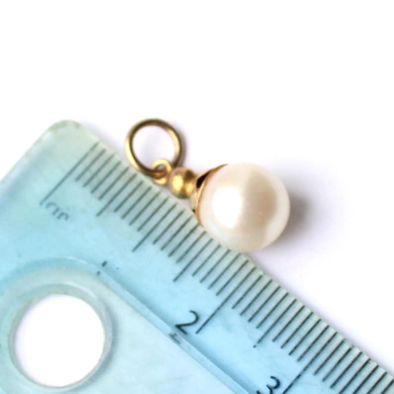 Vintage 9ct Gold Pearl Drop Pendant Charm