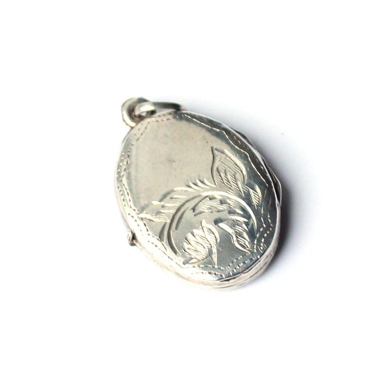 Vintage Sterling Silver Photo Locket