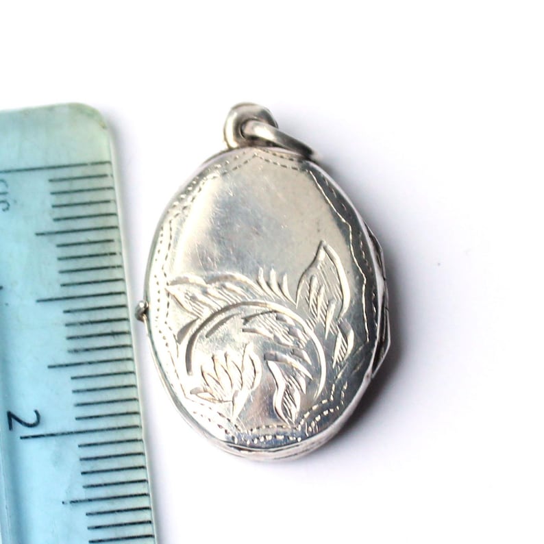 Vintage Sterling Silver Photo Locket