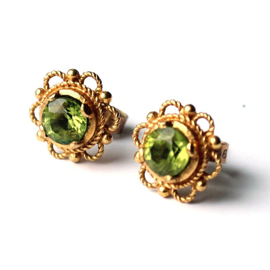 9ct Gold Peridot Stud Earrings