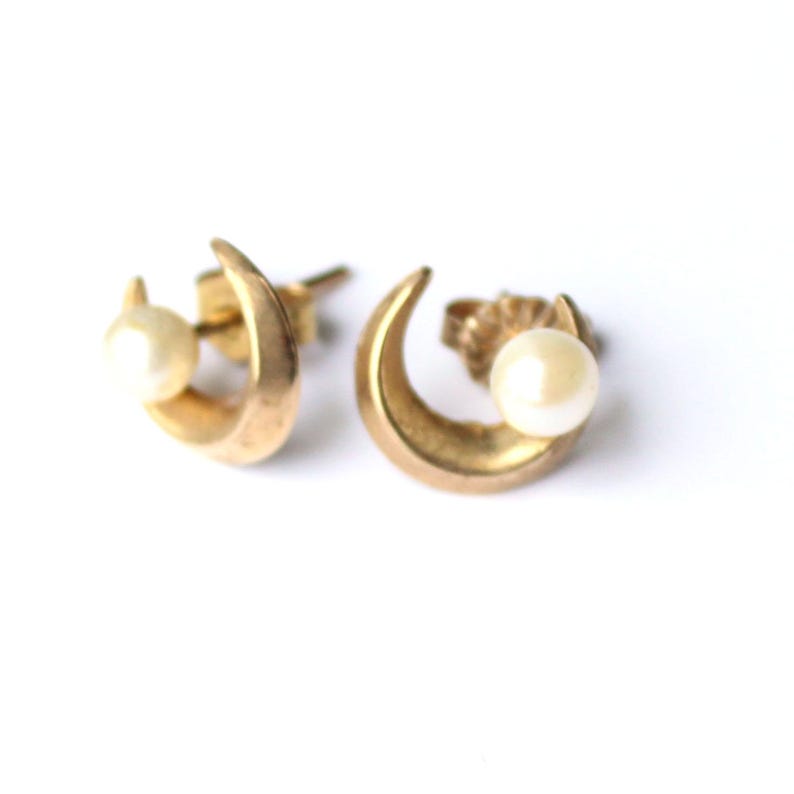 Vintage 9ct Gold Pearl Moon Earrings