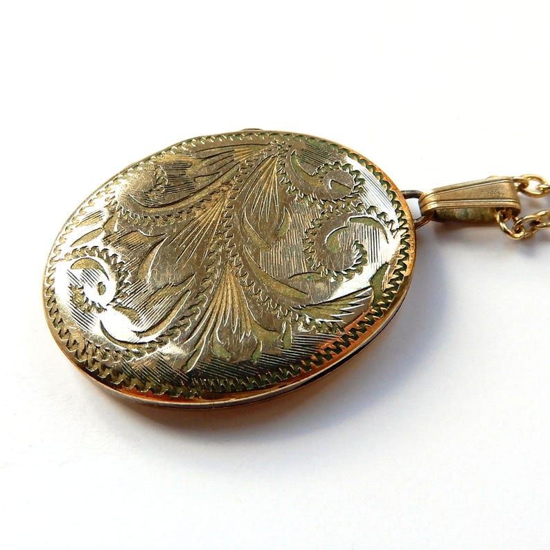 Vintage Rolled Gold Locket with Chain